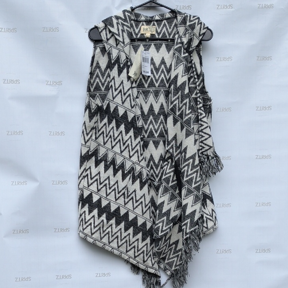 Black and White Chevron Patterned Vest
